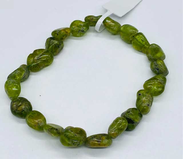 (image for) Peridot Nugget bracelet